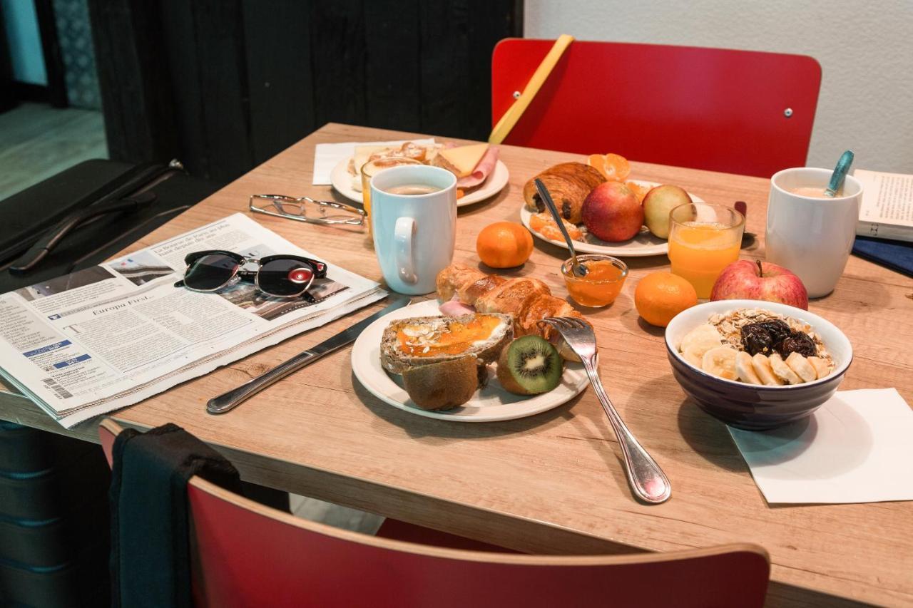 Ibis Styles Chartres Metropole Hotel Le Coudray Bagian luar foto